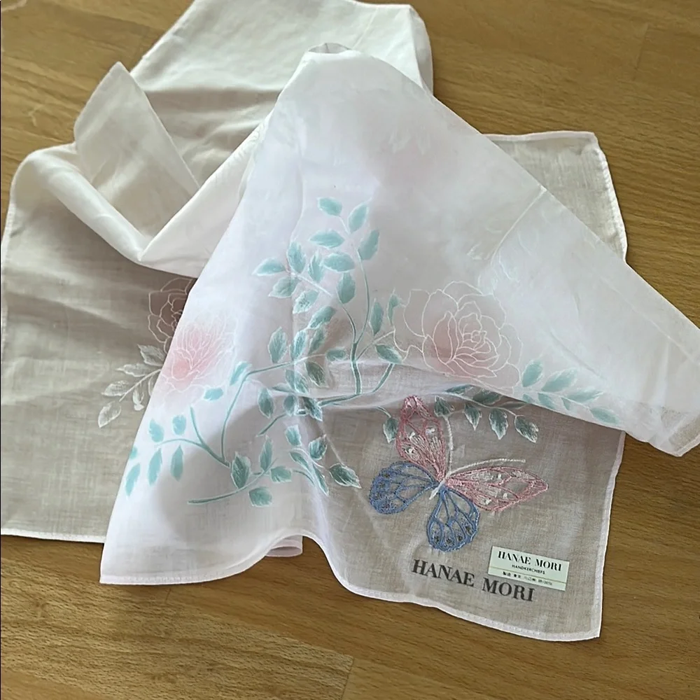 N/A elegant handkerchief